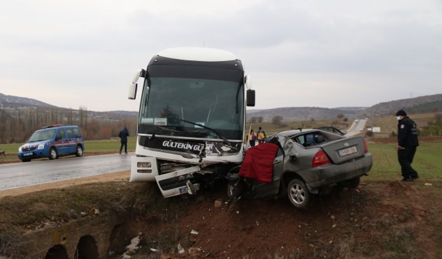 Eskişehir’de trafik kazası: 3 ölü, 3 yaralı