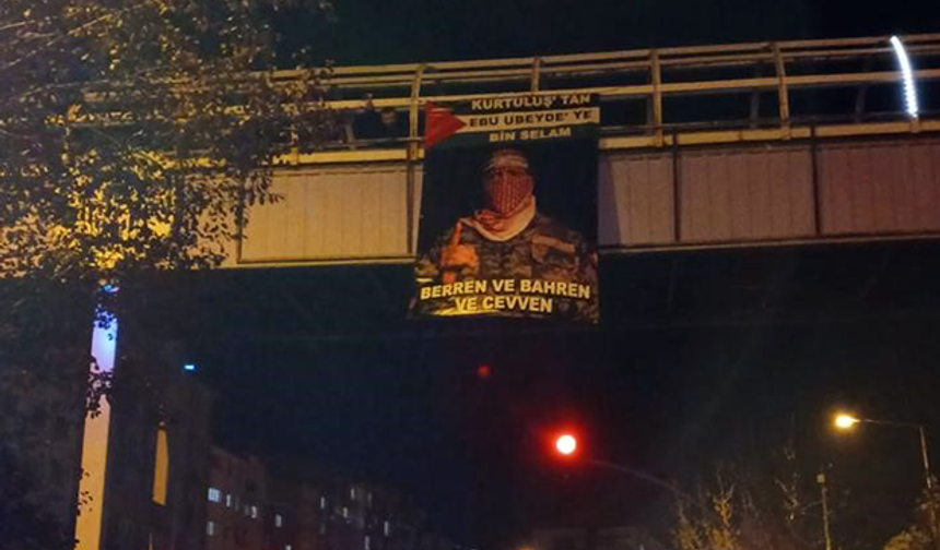 Eskişehir’de Kassam Tugayları Sözcüsü Ebu Ubeyde’nin posteri asıldı