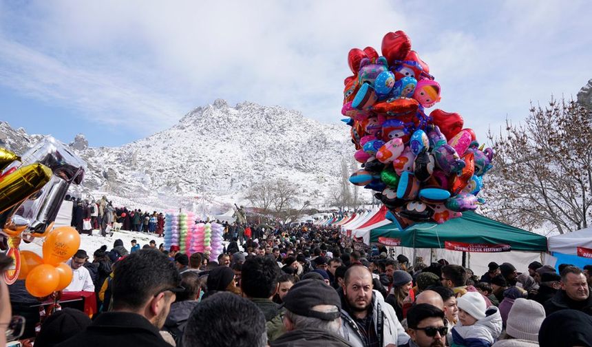 Eskişehir'deki o festivalde Alişan ve Kubilay Karça sahne alacak