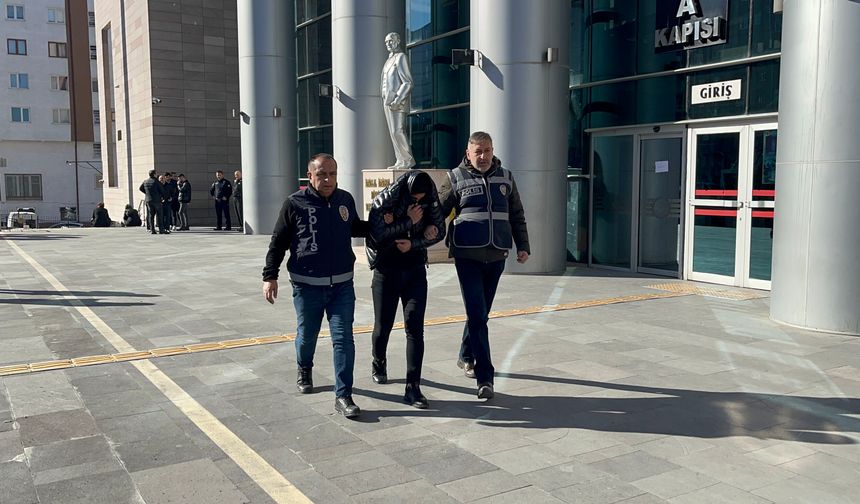 TOKİ hak sahiplerini toplam 430 bin TL dolandıran şüpheli yakalandı