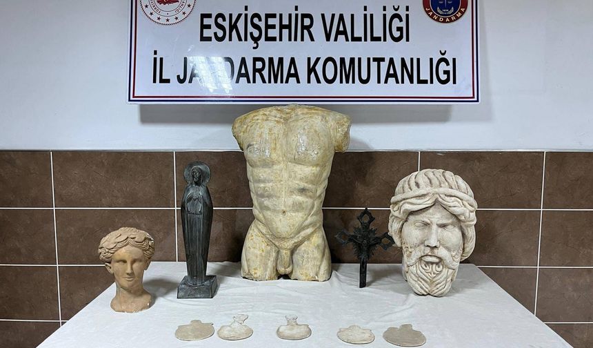 Eskişehir'e müşteri aramaya gelen tarihi eser kaçakçısı yakalandı
