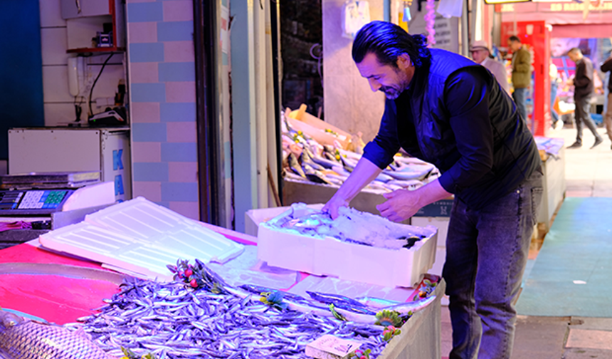 Eskişehir'de havalar ısındı balıkçı esnafın satışları azaldı