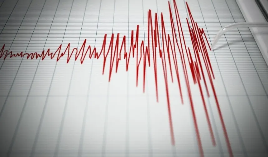 Son Dakika: Afyonkarahisar'da deprem meydana geldi