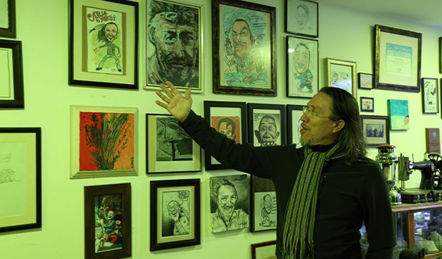 Eskişehir'de muhasebe bürosunu sanat galerisine çevirdi