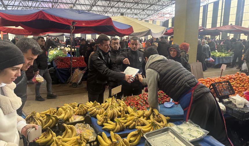 Odunpazarı zabıta ekiplerinden semt pazarlarında terazi ve etiket denetimi