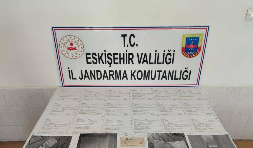 Eskişehir'de baskıyla senet imzalatan tefecilere jandarma baskını