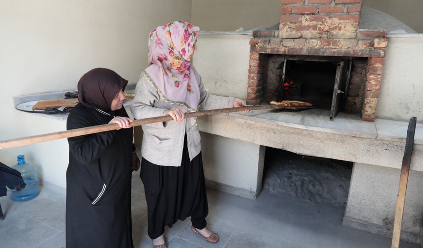 Dikiş grubu üyeleri içli pideyle dayanışmayı pekiştirdi