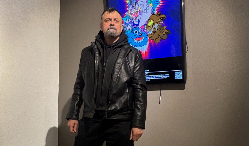 “Grotesk Arayüz”: Siber Gerçekliğin Karanlık Yüzüne Mizahi Bir Bakış