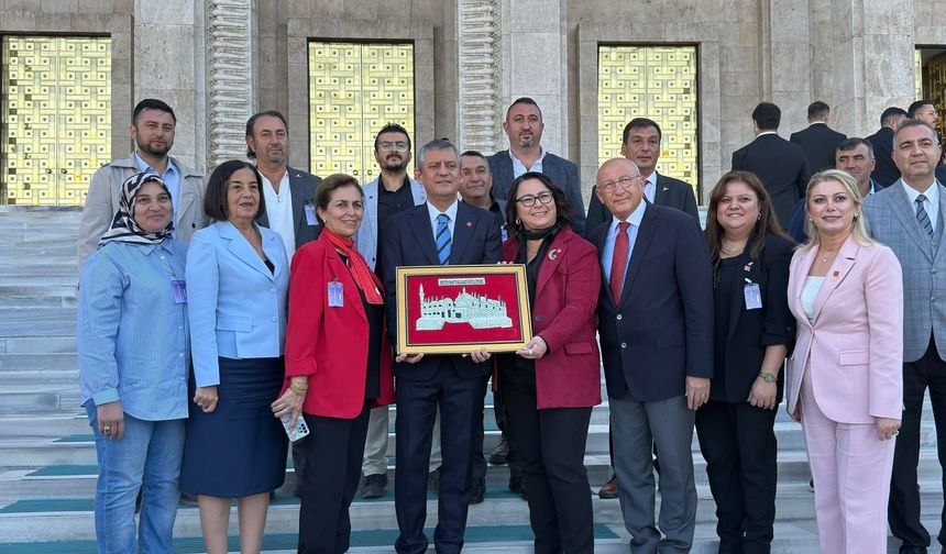 CHP Seyitgazi'den TBMM'ye ziyaret