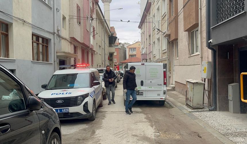 Eskişehir’de 43 Yaşındaki Şahıs Evinde Ölü Bulundu