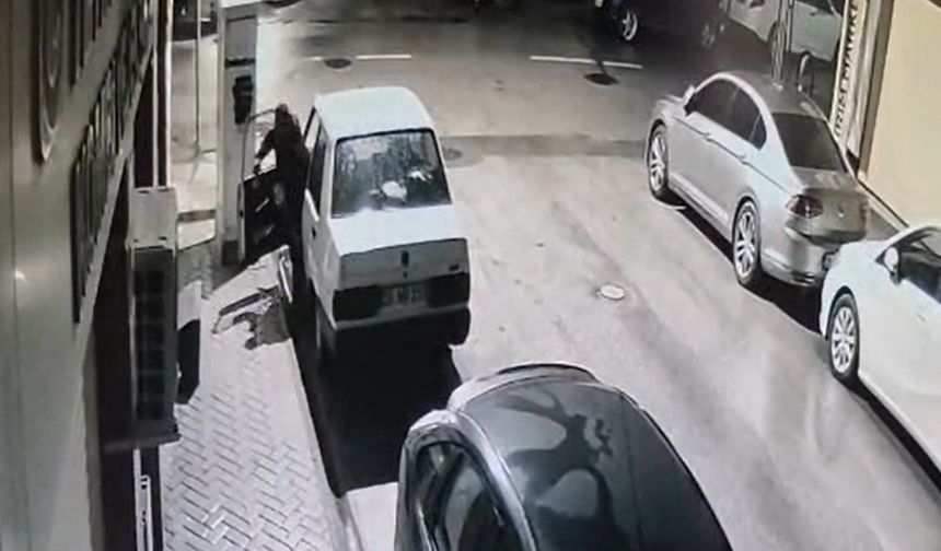 Park Halindeki Araçtan Teyp Çalan Şüpheli Yakalandı