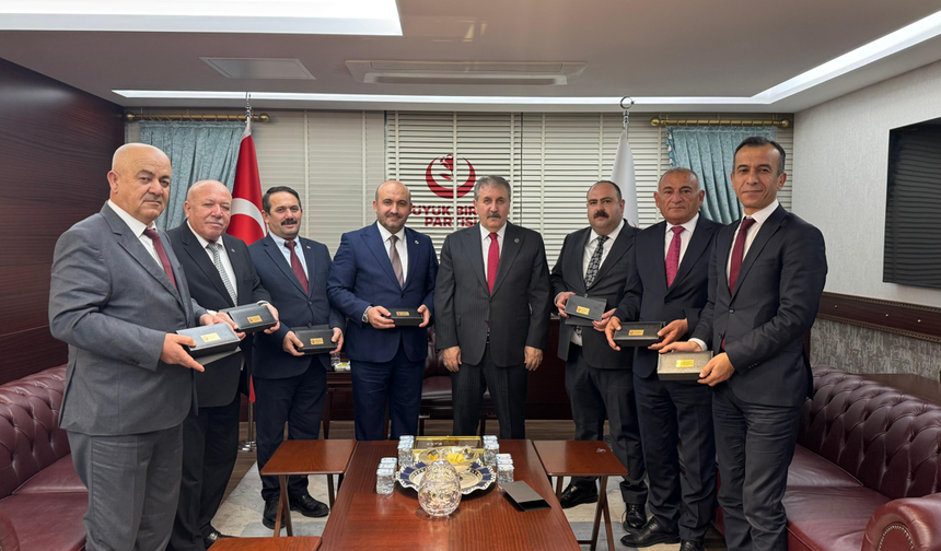 AK Parti Eskişehir Teşkilatından Mustafa Destici’ye Ziyaret