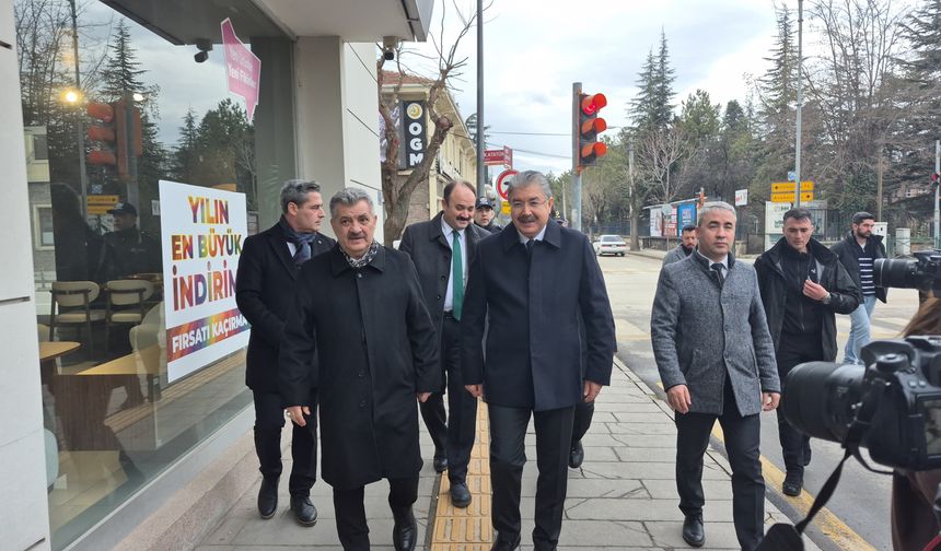 Vali Erdinç Yılmaz’dan Esnaf ve Vatandaş Ziyareti