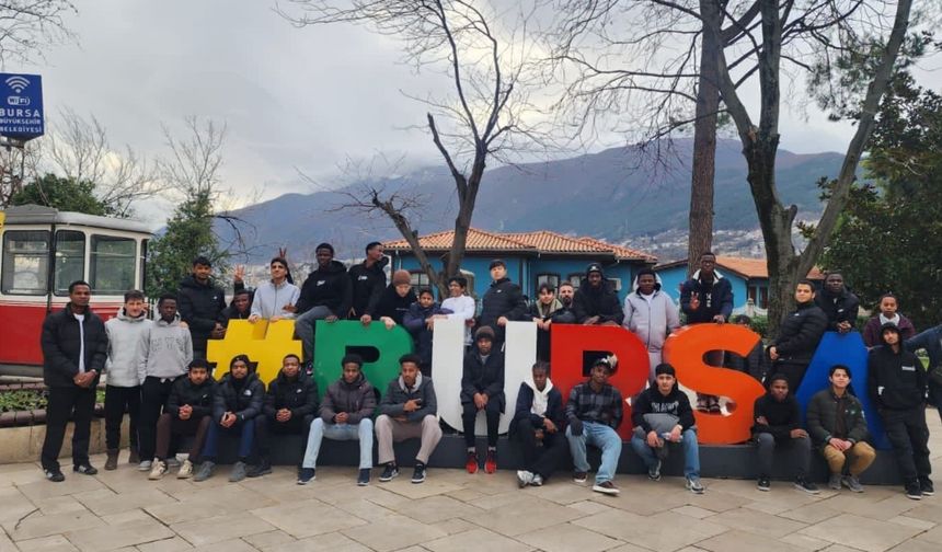 TÜGVA Eskişehir’den Uluslararası Öğrencilere Bursa Gezisi
