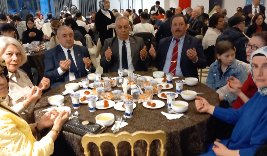 Şehit aileleri ve gaziler iftar sofrasında buluştular