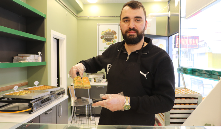 Gaziantepli usta, sahte ile gerçek baklavayı ayırt etmenin yollarını anlattı