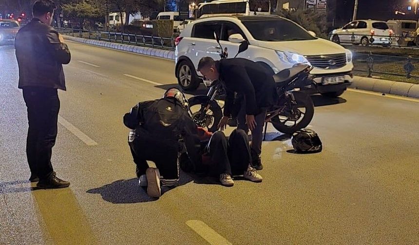 Eskişehir’de Gece Kazası: Kadın Sürücü Yaralandı
