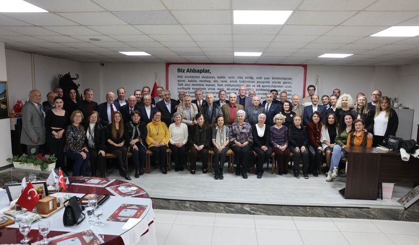 Başkan Kurt AHBAPLAR Grubu ile iftarda buluştu