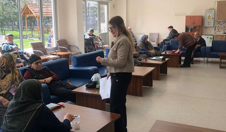 Eskişehir’de huzurevi sakinlerine dijital dünya ve güvenli internet eğitimi verildi