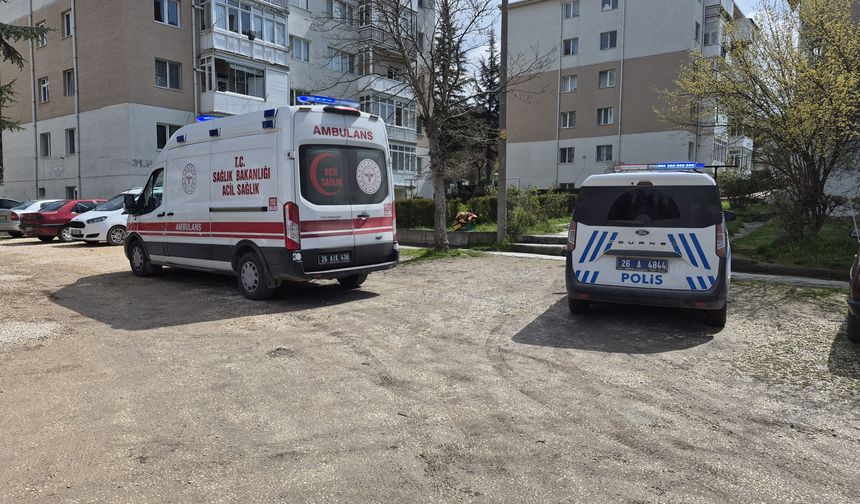 Eskişehir'de ev temizliği yaparken düşen kadın hastanelik oldu