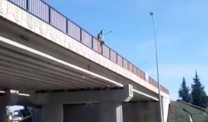 Çevre Yolu'nda intihar girişimi trafiği durdurdu