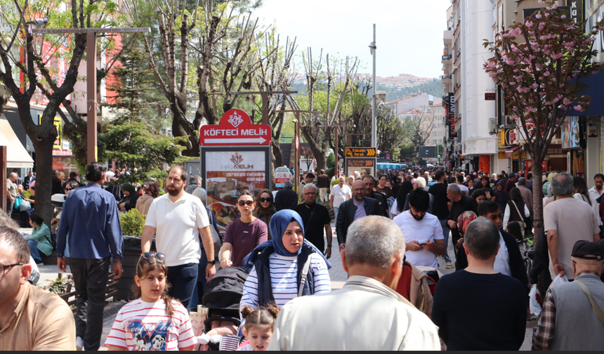 Eskişehirliler Güneşli Havayı Fırsat Bildi