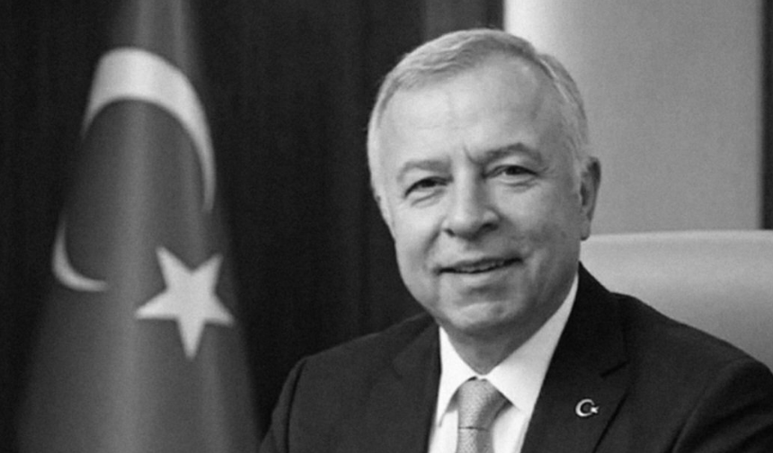AK Parti’nin Eski Yönetim Kurulu Üyesi Hasan Karacak Vefat Etti