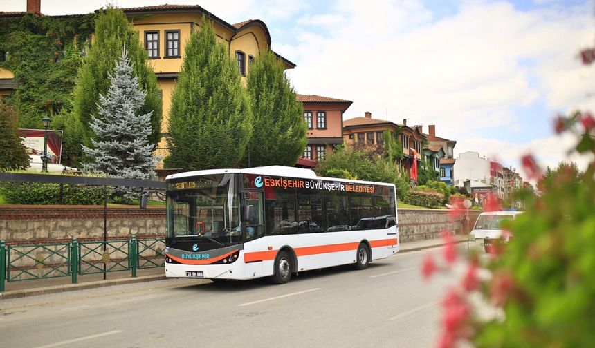 Eskişehir'de toplu ulaşıma yaz ayarı: Otobüs hatları ve sefer saatleri değişti