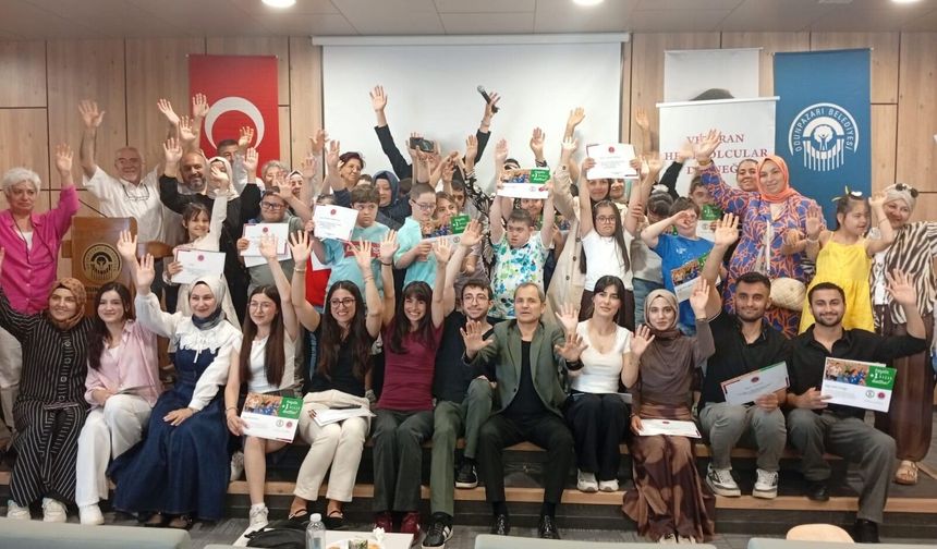 Down sendromlu hentbolcuların 3 yıllık azmi sertifikayla taçlandı