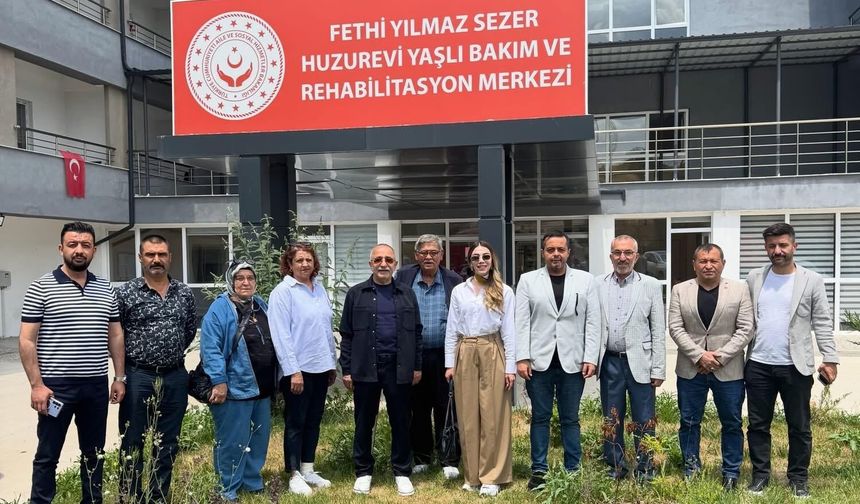 MHP Tepebaşı İlçe Teşkilatından anlamlı huzurevi ziyareti