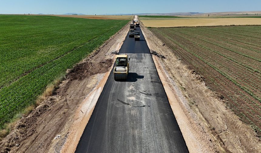 Büyükşehir ve Seyitgazi el ele verdi: 5 kilometrelik stratejik mahalle yolu sil baştan yenileniyor