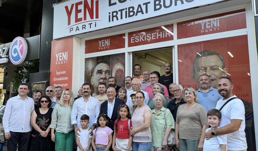 YENİ Parti Genel Başkan Yardımcısı Utku Çakırözer Eskişehir İrtibat Bürosu’nu Ziyaret Etti