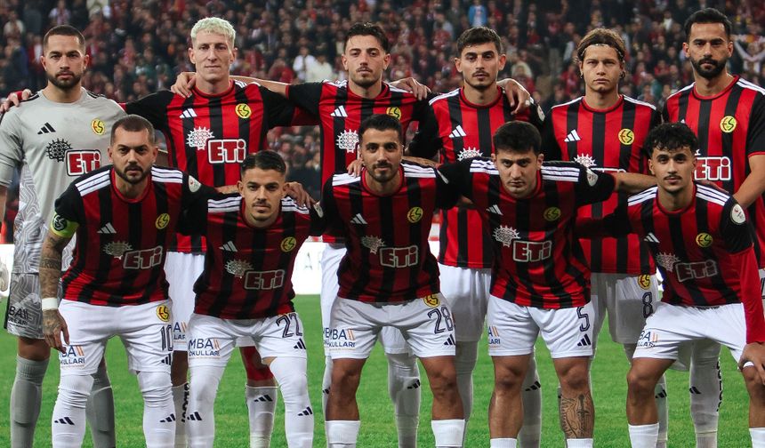 Buğrahan Doğangil Yazdı: Eskişehirspor'un kadrosu problemli değil!