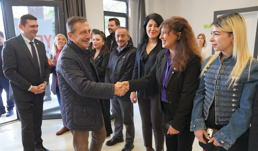 Ahmet Ataç Sandıkları Ziyaret Etti