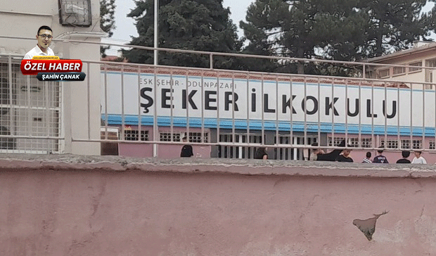 Eskişehir'de tuvalete gitmeye izin vermeyen öğretmen