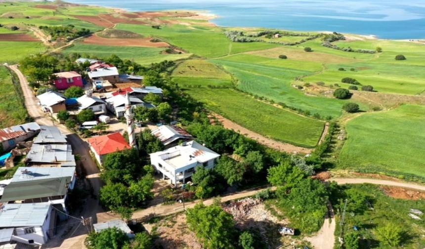 Tuncelinin En Guzel Koyu Hangisi (1)