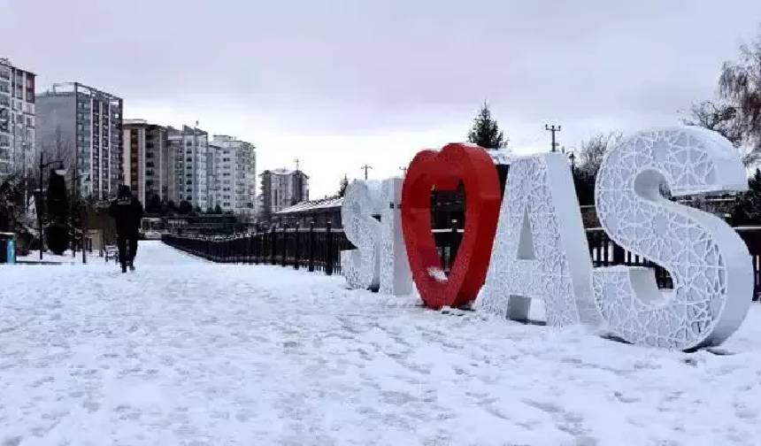 Turkiyenin En Soguk Ili Belli Oldu (2)