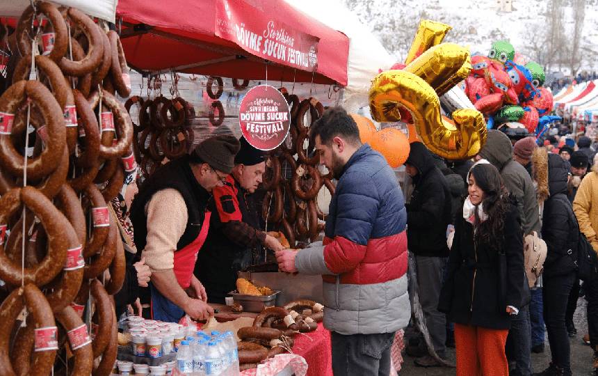 Eskisehir Sivrihisari Uzecek Haber Bu Sene O Festival Yapilmayacak (3)