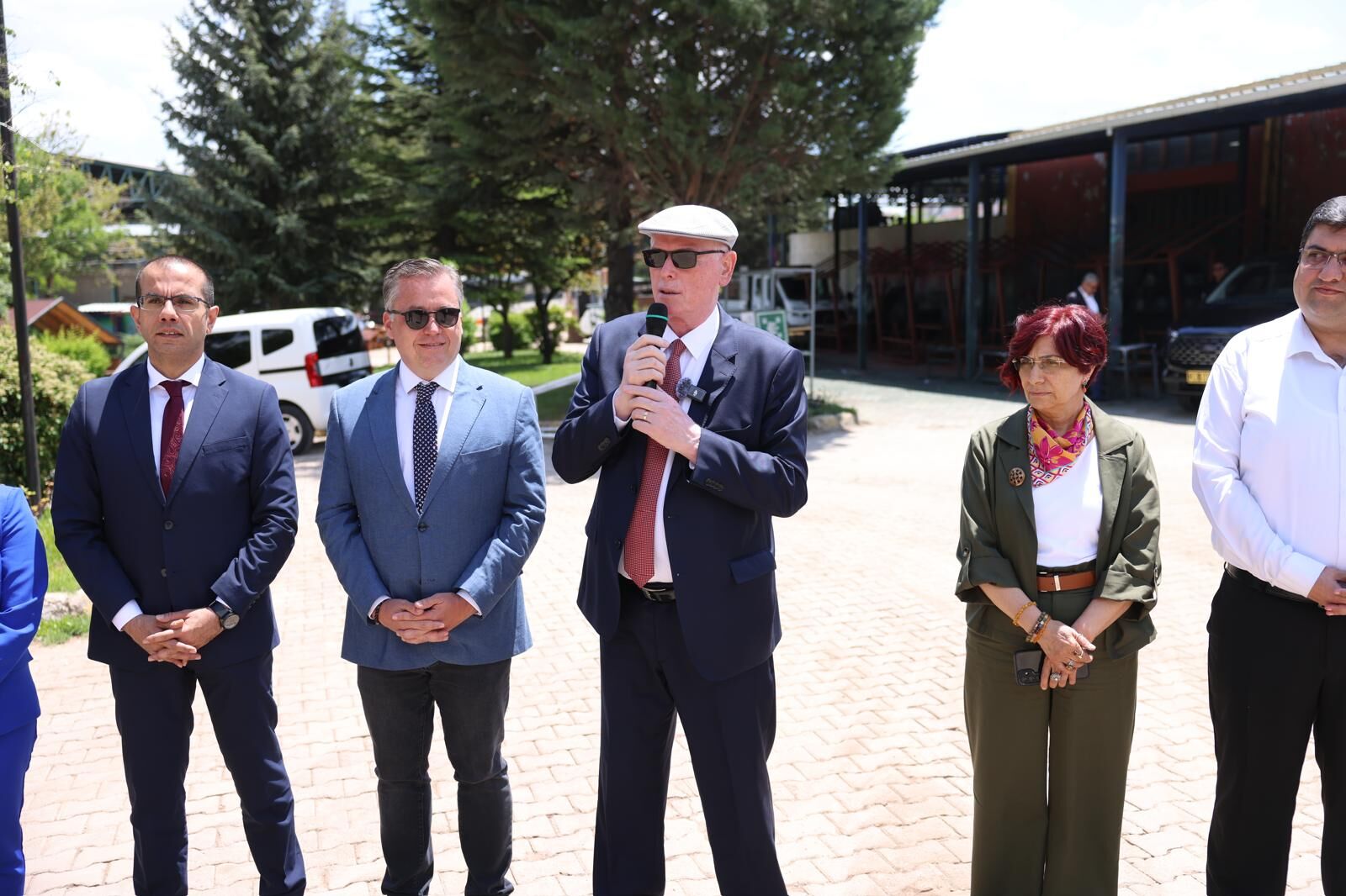 Başkan Kurt personeliyle bayramlaşarak adalet mesajı verdi