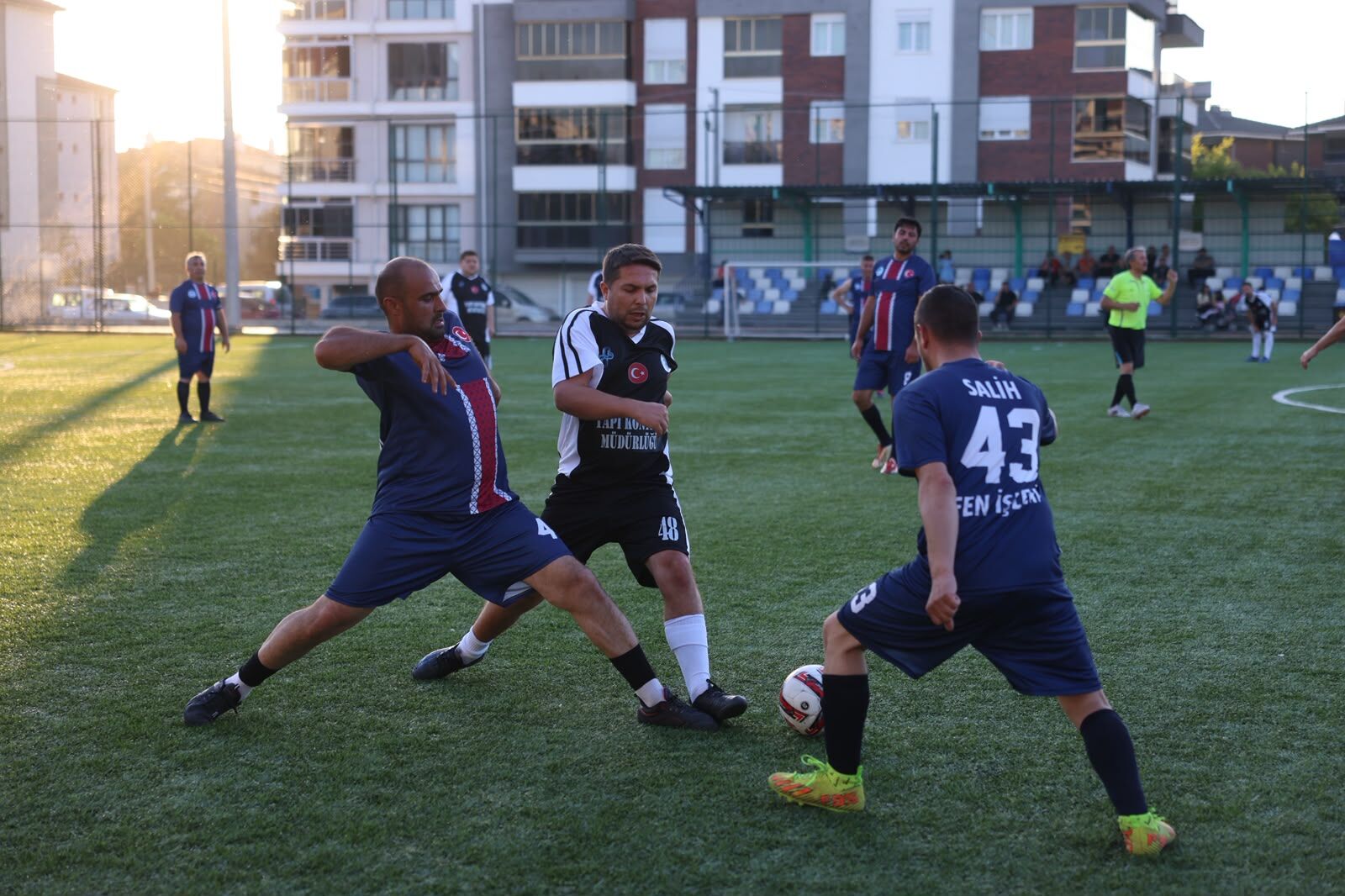 Odunpazarı Belediyesi birimler arası futbol turnuvası başladı