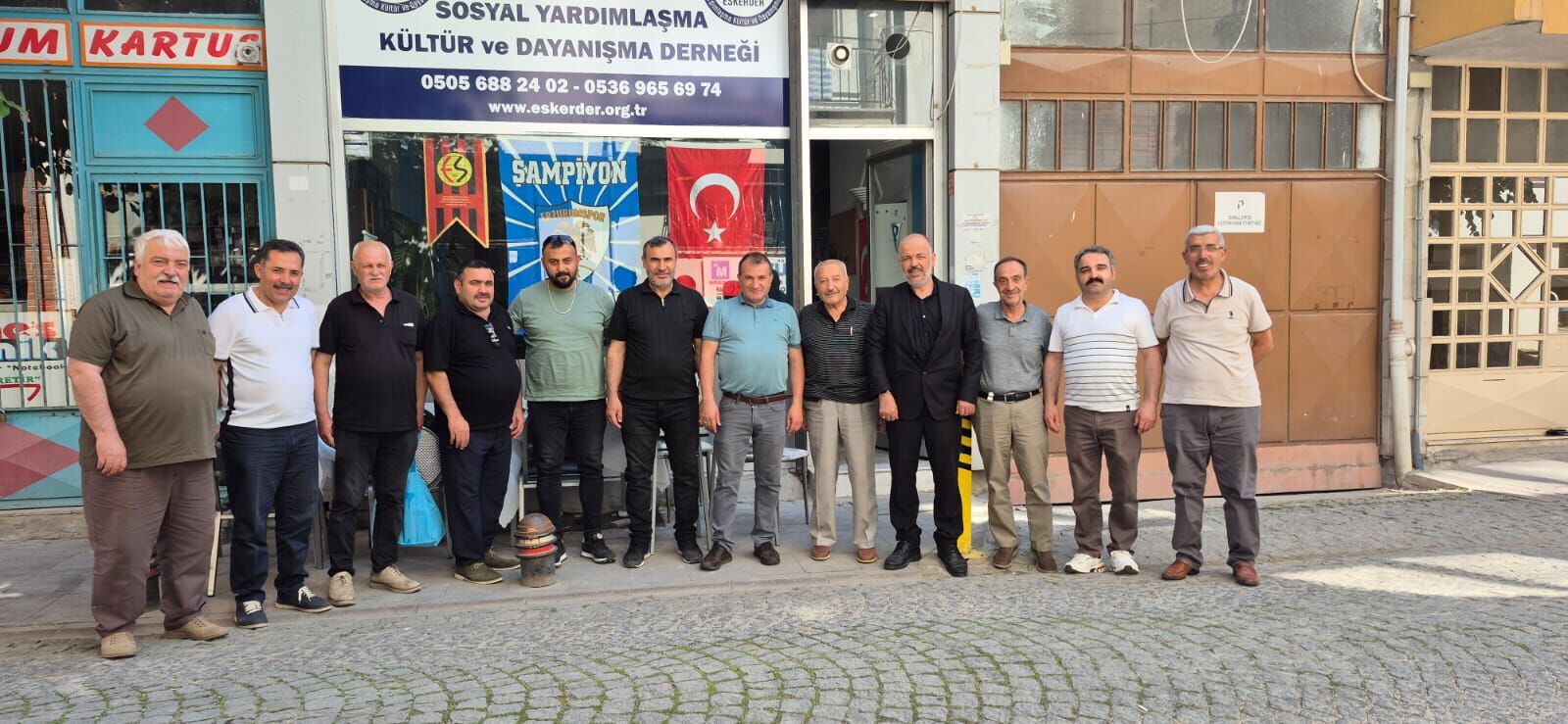 Eskişehir'deki Erzurumlular ESKERDER çatısı altında tek yürek oluyor