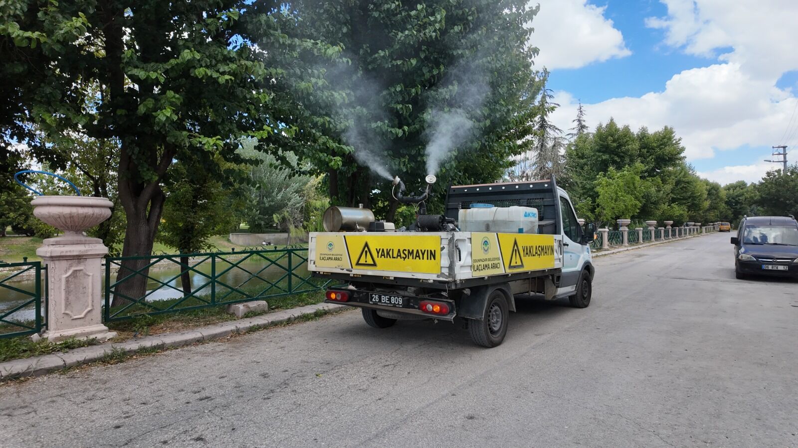 Odunpazarı genelinde haşereye karşı kesintisiz ilaçlama mesaisi