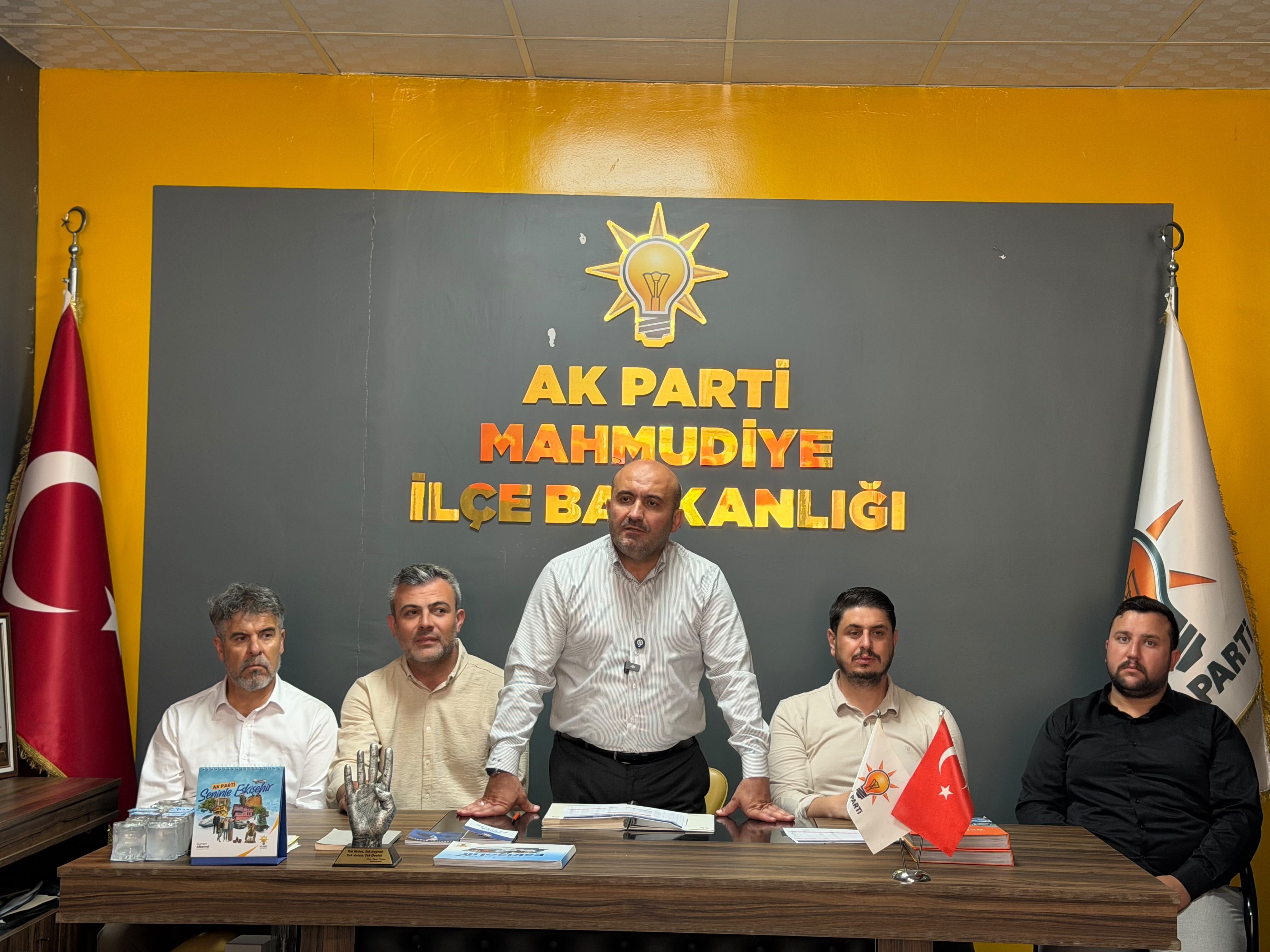 AK Parti İl Başkanı Gürhan Albayrak'tan İki İlçeye Yoğun Ziyaret