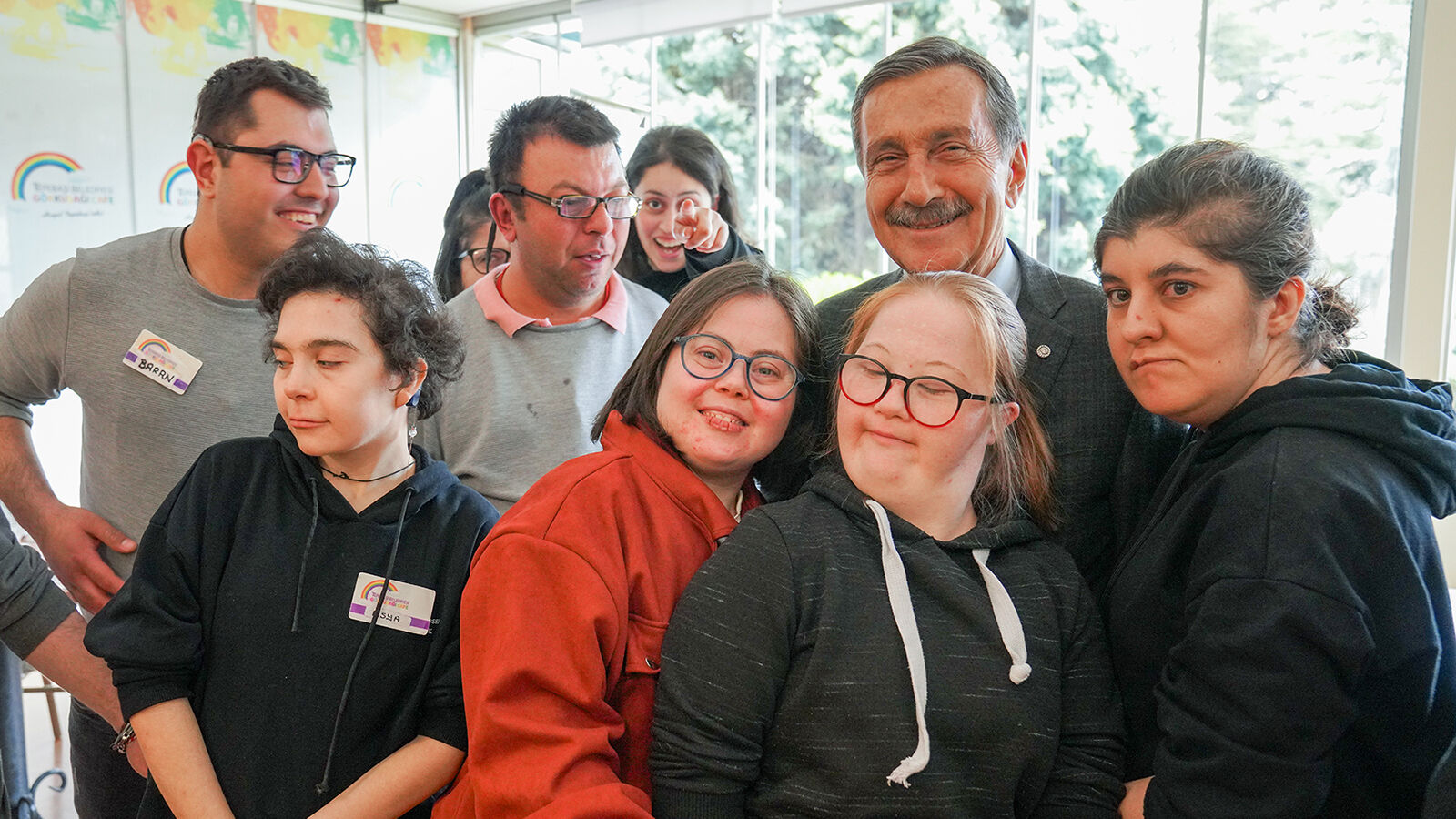 Tepebaşı Belediyesi Gökkuşağı Kafe 15 yıldır özel gereksinimli bireyleri hayata hazırlıyor