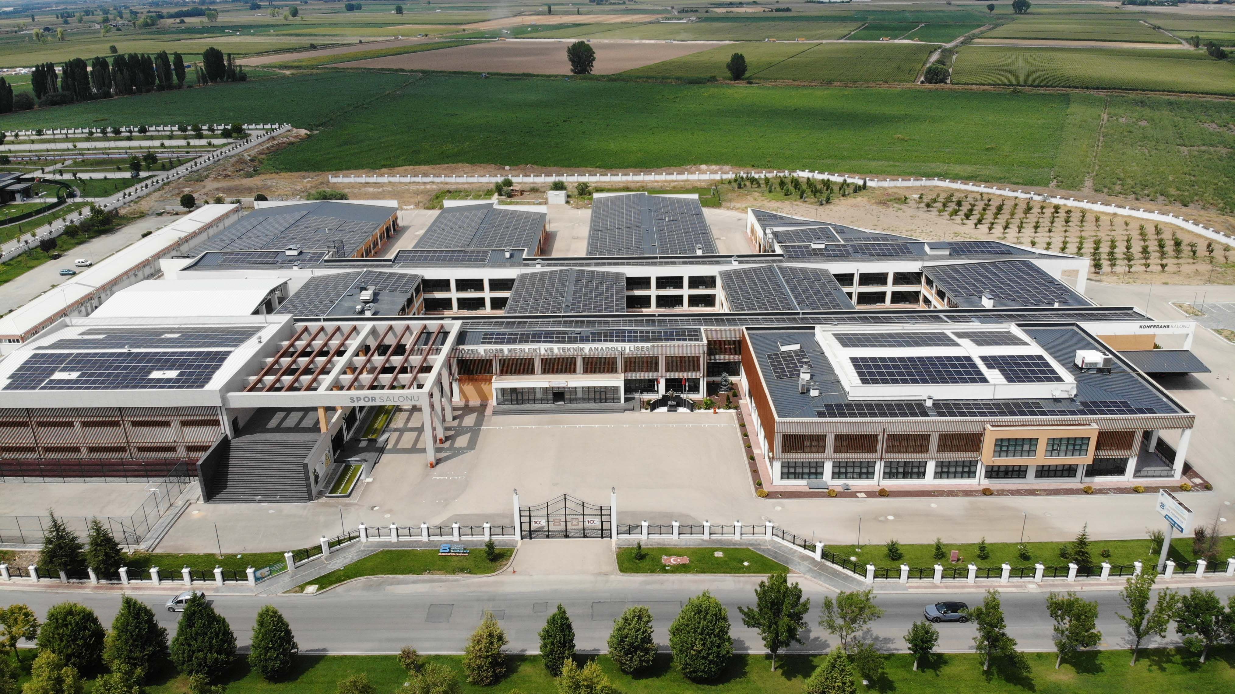 Özel EOSB Mesleki ve Teknik Anadolu Lisesi'ne Rekor Başvuru Yapıldı