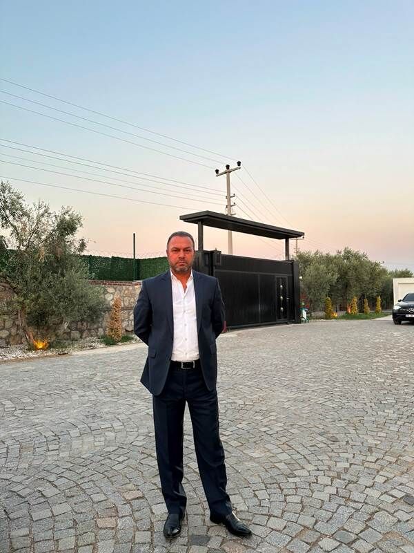 HÜSEYİN KURUÇAY KİMDİR